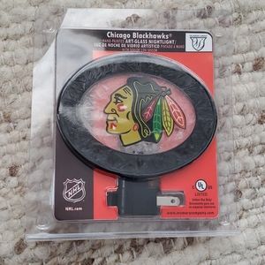 Chicago Blackhawks art-glass nightlight NWT